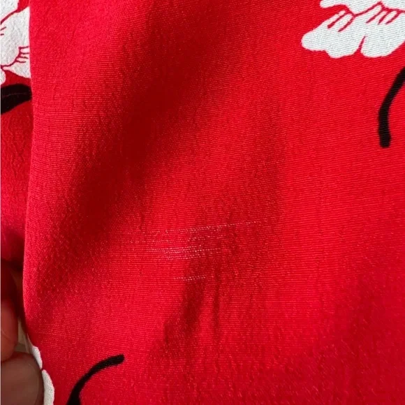 Zara red floral v-neck blouse [Free add on with purchase] - Picture 7 of 7